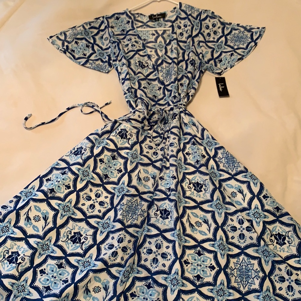 Lulus Blue Geometric Wrap Dress with Split Sleeves
